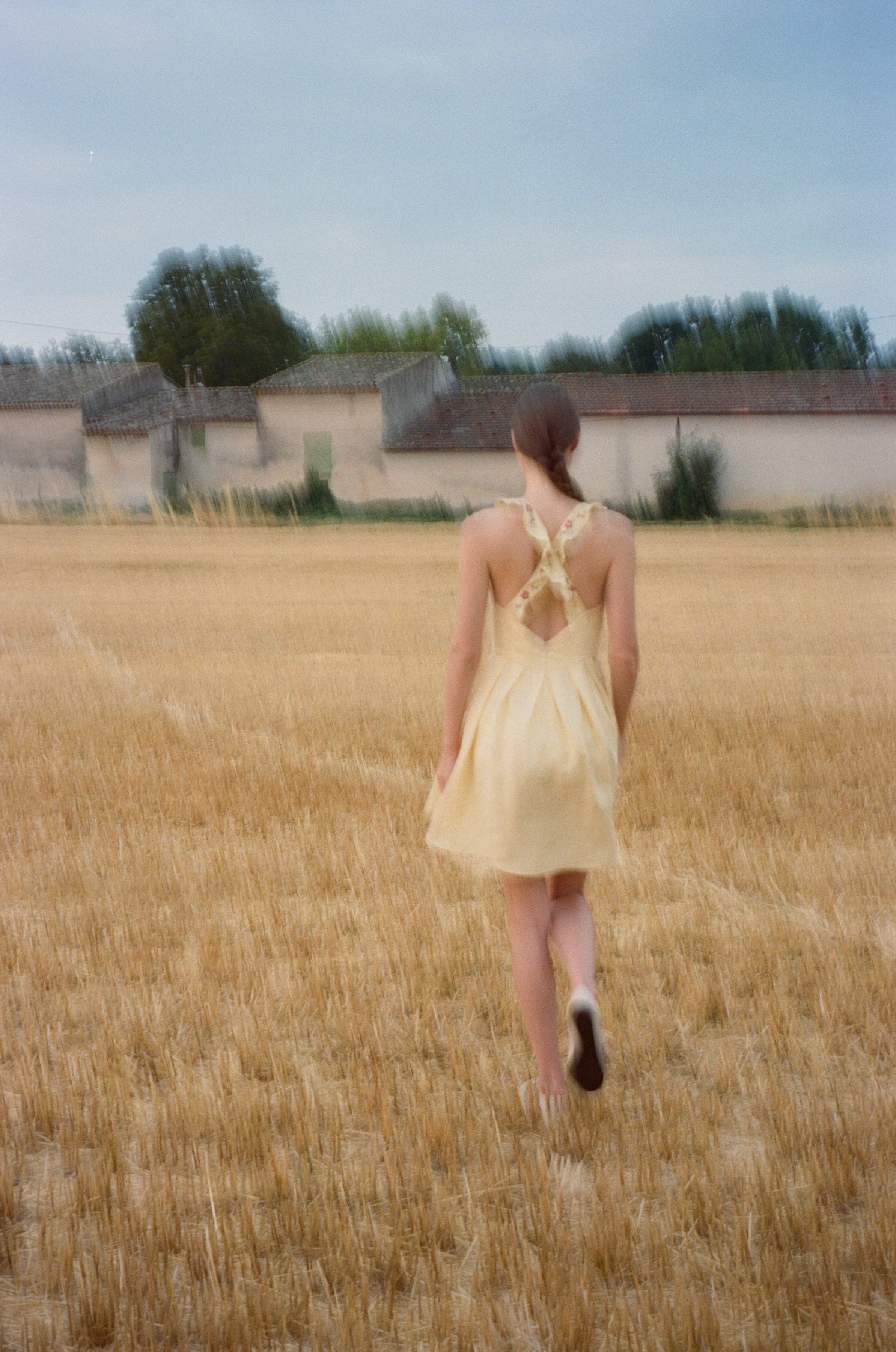 Vestido Solé vainilla