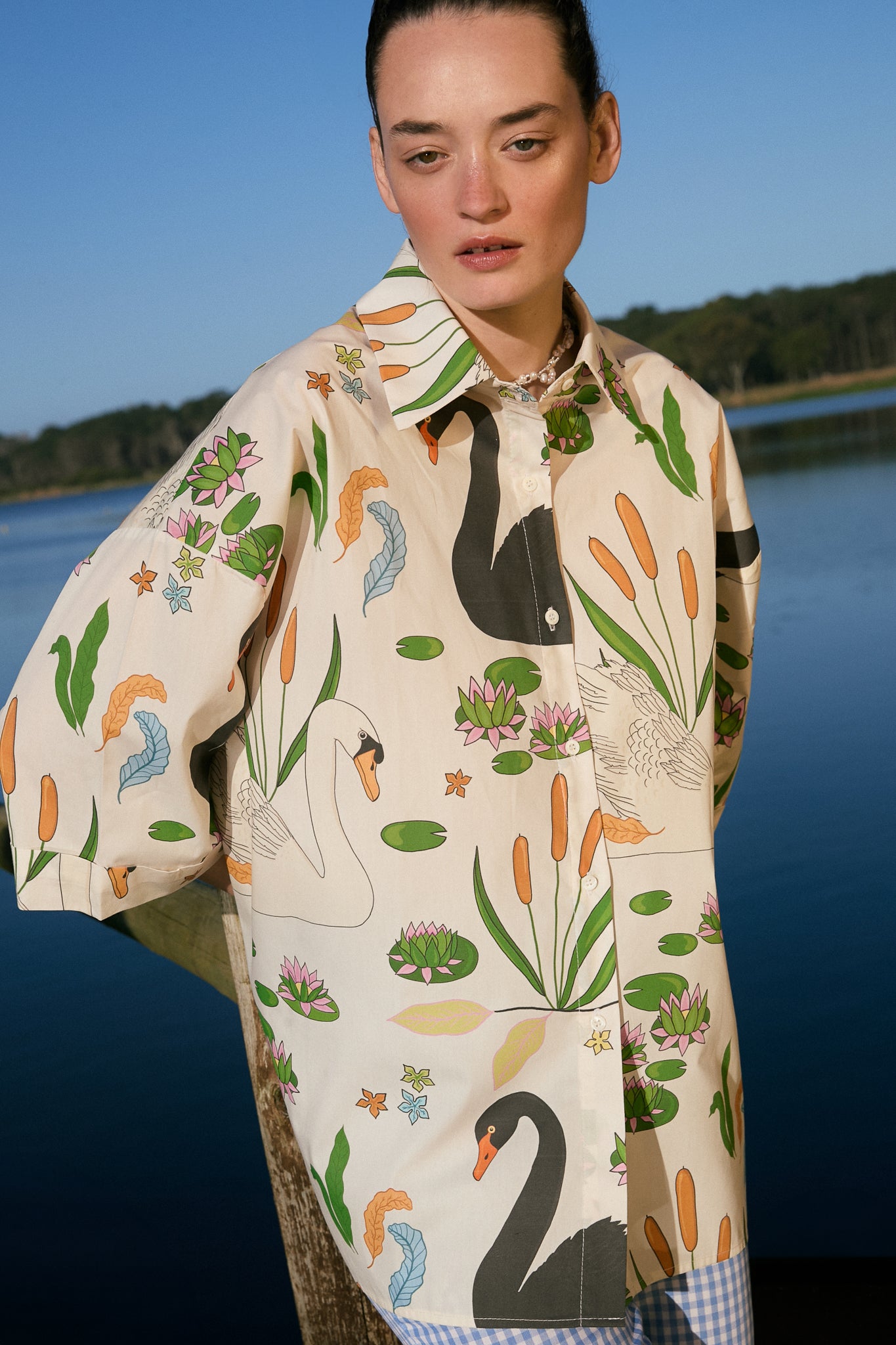 Camisa Oceania cisnes